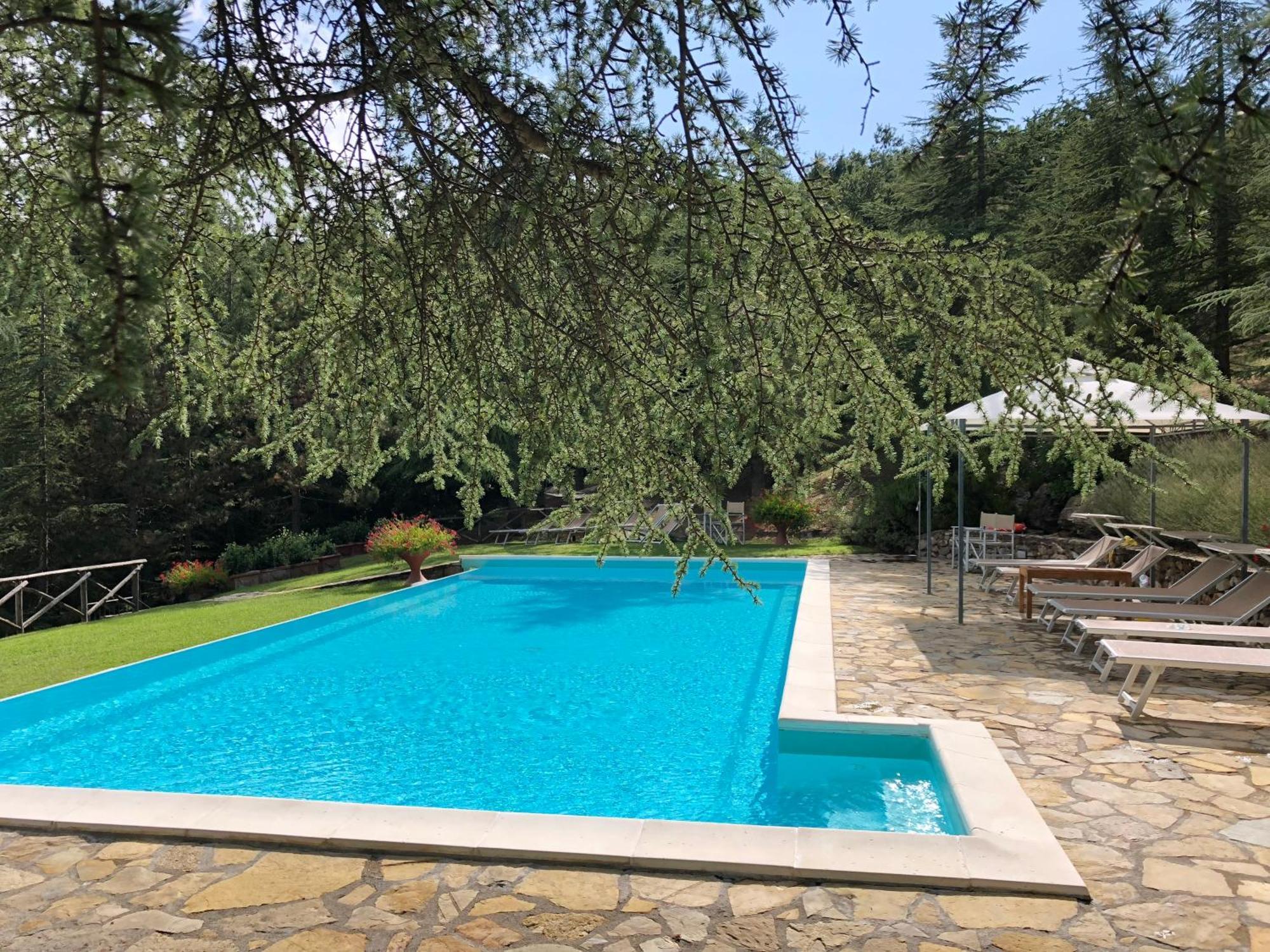 Borgo Di Camporsevoli Villa Exterior foto
